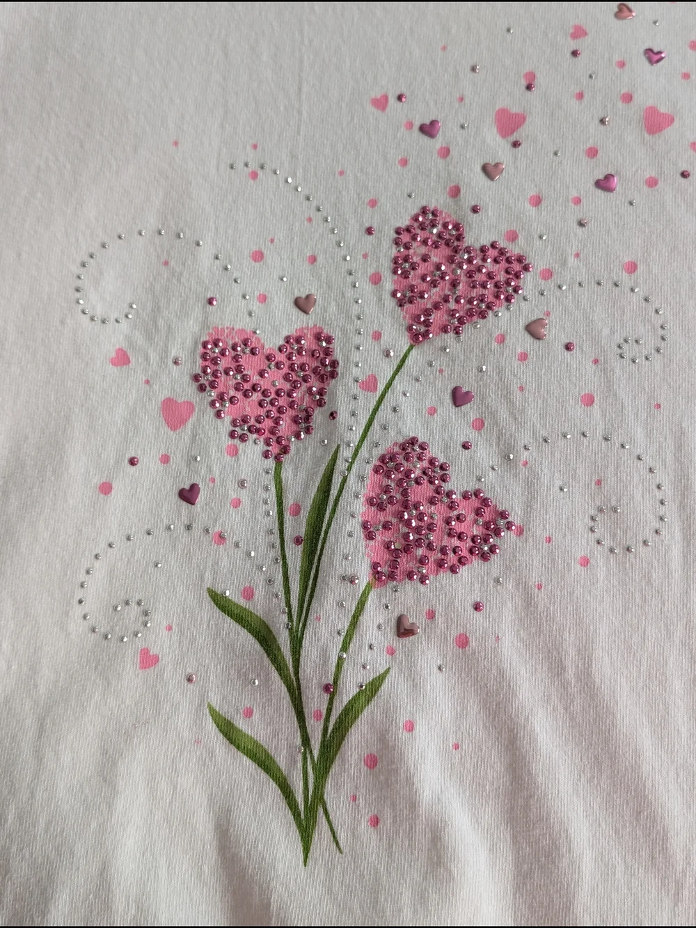 Top Stitch White Short-Sleeve Bedazzled Tee with Pink Hearts
